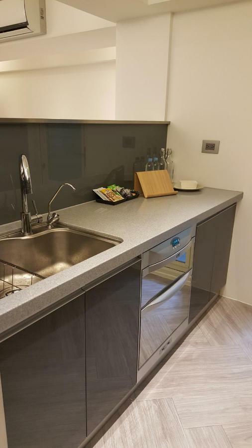 3 Bedrooms And 1 Study And 3 Bathrooms Near Taipei 101 & Mrt Bagian luar foto
